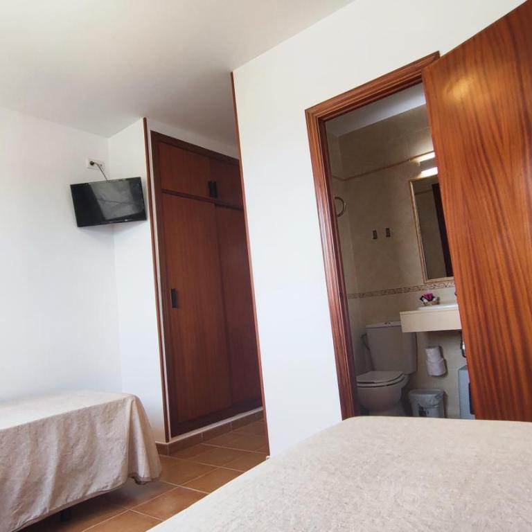 Hostal Jadraza - Small Double Room - 4