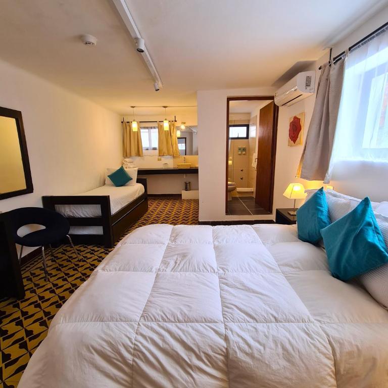 Posada El Capullo - Quadruple Room - 4