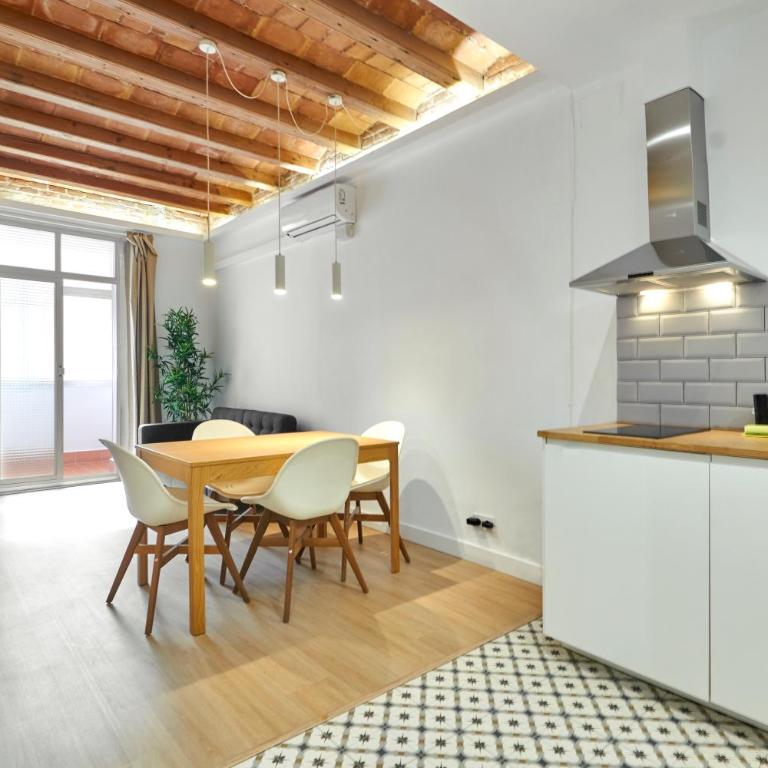 Vibrant and modern apartment - Apartment - 1
