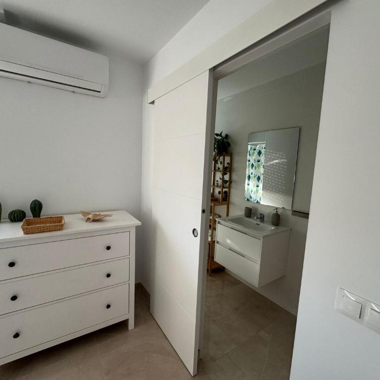 Tokyo Rooms Monsul Habitación PREMIUM con baño privado - Habitación Doble Deluxe - 2
