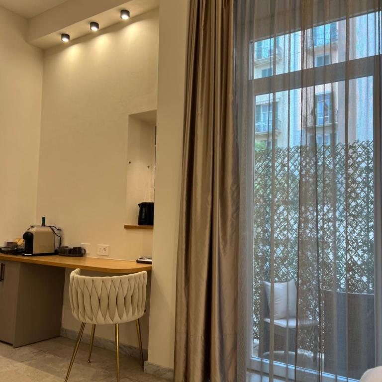 Elegant Rooms - Camera Queen Superior - 12