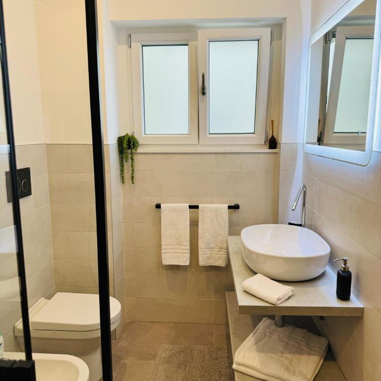 Maison Floran appartamento in centro a Trieste - Appartamento con 2 Camere da Letto - 10
