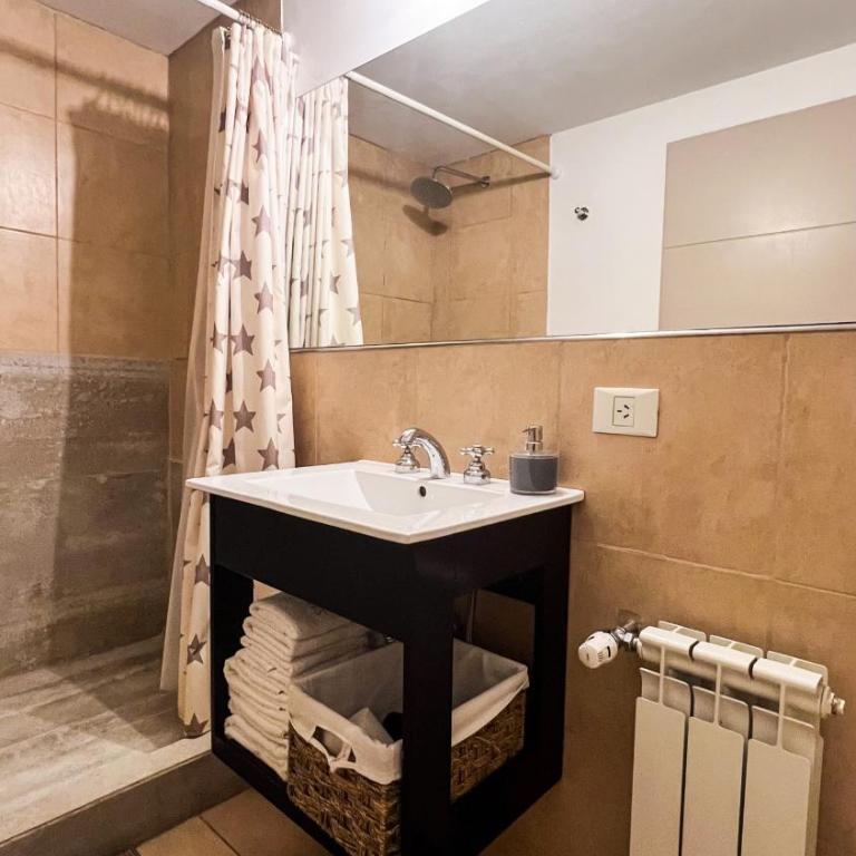 RentUp - Moderno loft en el corazon de Bariloche - Estudio - 12