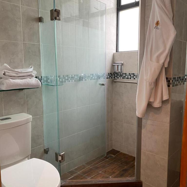 Suites del Valle - Suite Doble Deluxe - Cama grande - 9
