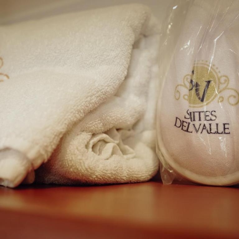 Suites del Valle - Suite Doble Deluxe - Cama grande - 5