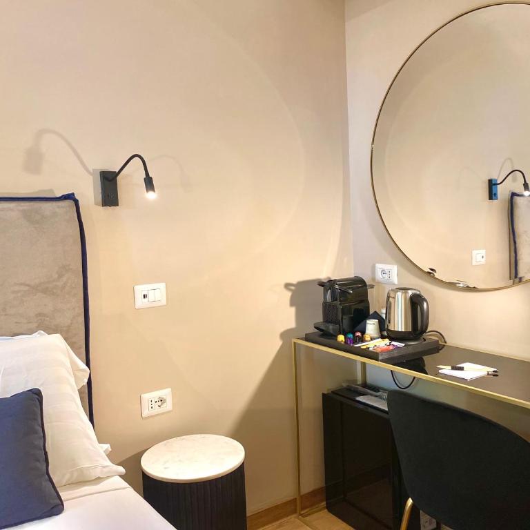 Queen of Rome Luxury Rooms - Deluxe Zimmer - 17