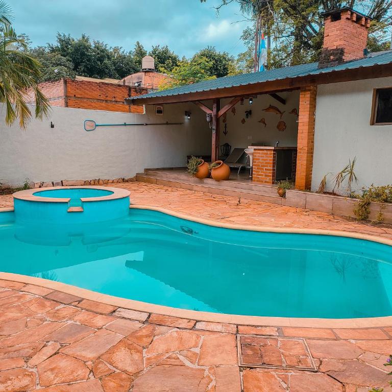 Encantadora casa con piscina - Apartamento de 3 dormitorios - 37