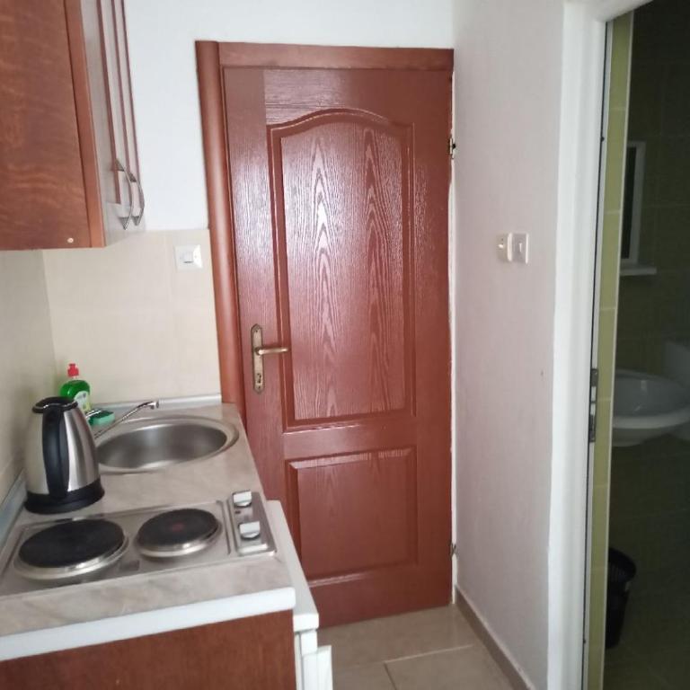 Cheap Montenegro Apartments - Triple Room with Terrace - 3