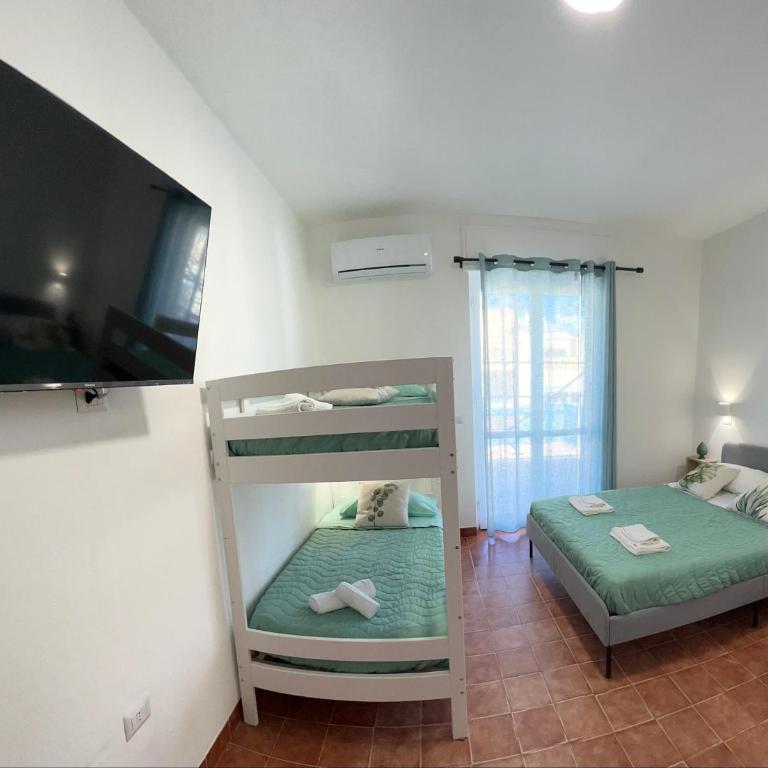 Blue Terrace Guest House - Camera Quadrupla Standard - 14