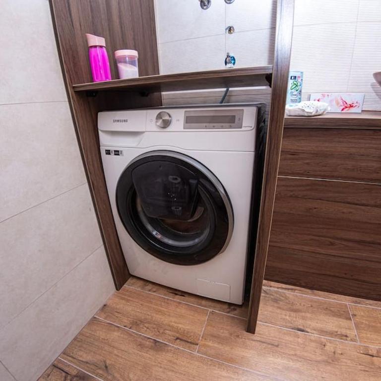 Exclusive 2 Apartment - Two-Bedroom Apartment - 6