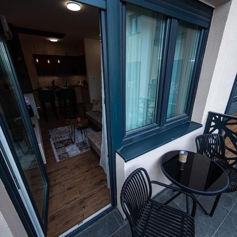 Exclusive 2 Apartment - Two-Bedroom Apartment - 33
