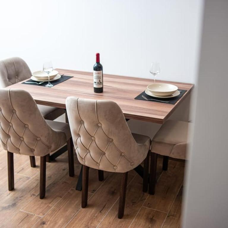 Exclusive 3 Apartment - One-Bedroom Apartment - 28