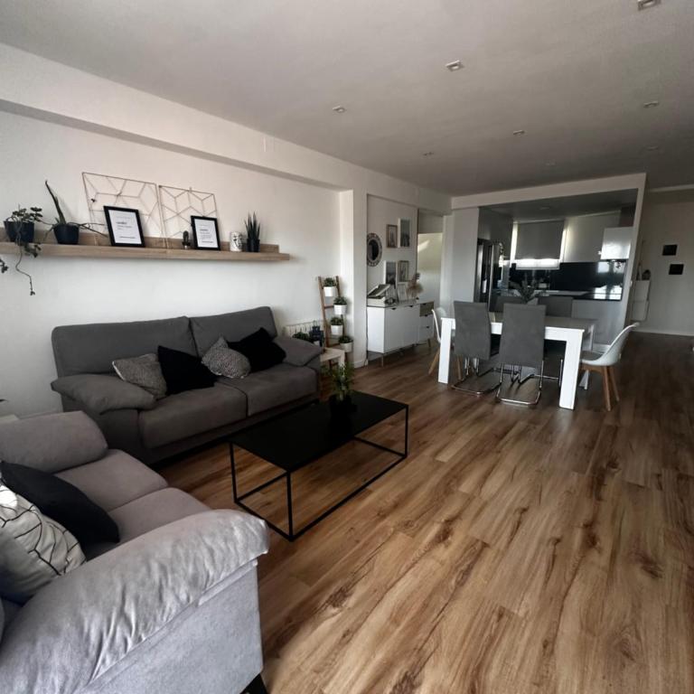 Apartamento con piscina en el centro de Sanxenxo - Apartamento de 3 dormitorios - 11