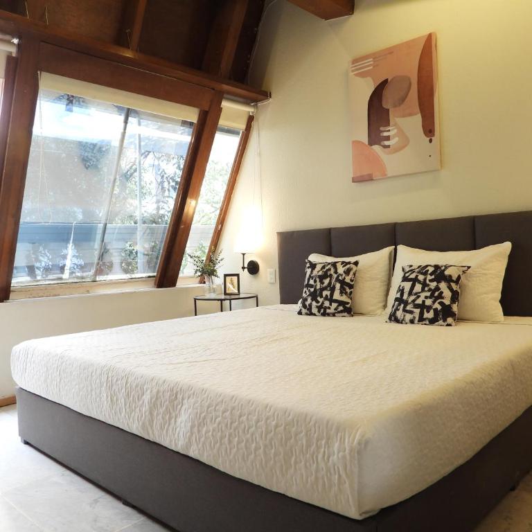 Singular Reforma - King Room with Private External Bathroom - 1