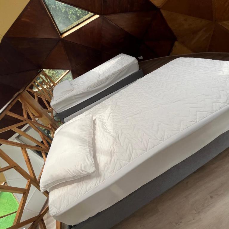 Superb Romantic DOME Villeta Hot Tub Only 4x4 or motorbike - Casa con 1 dormitorio - 15