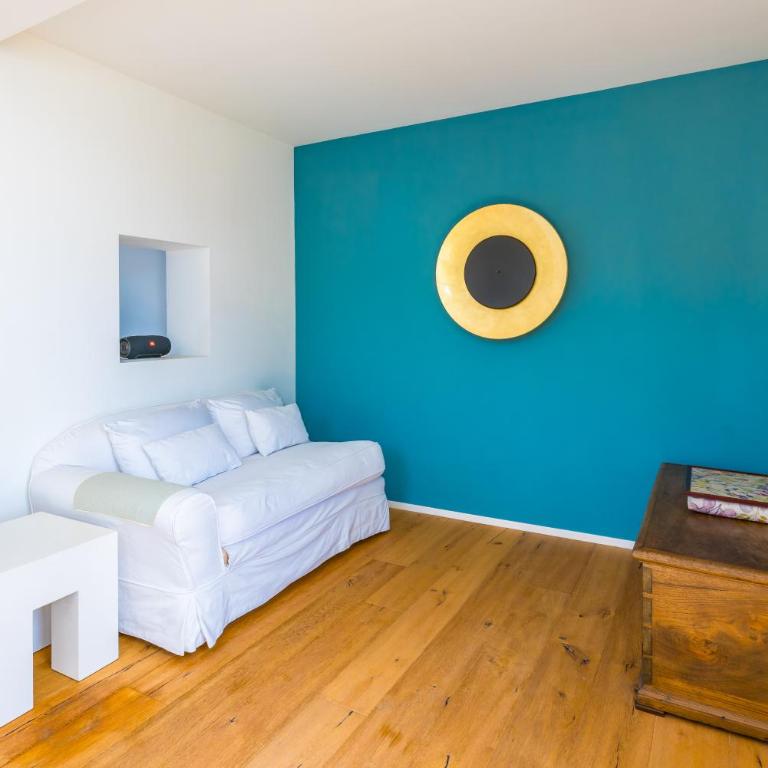 Bdifferent Suites - Terrazza vista mare by Starhost - Three-Bedroom Apartment - 86