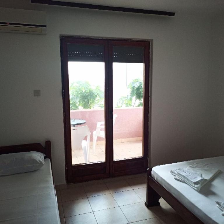 Cheap Montenegro Apartments - Triple Room with Sea View - 3