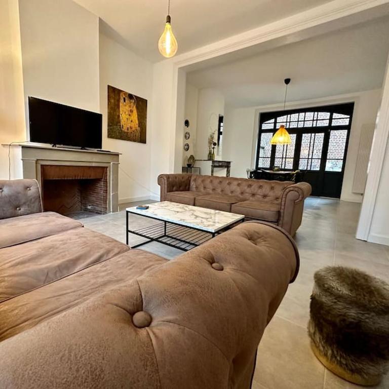 maison 22 couchages prox gare et centre Max 10 chambres - Maison de Vacances - 1