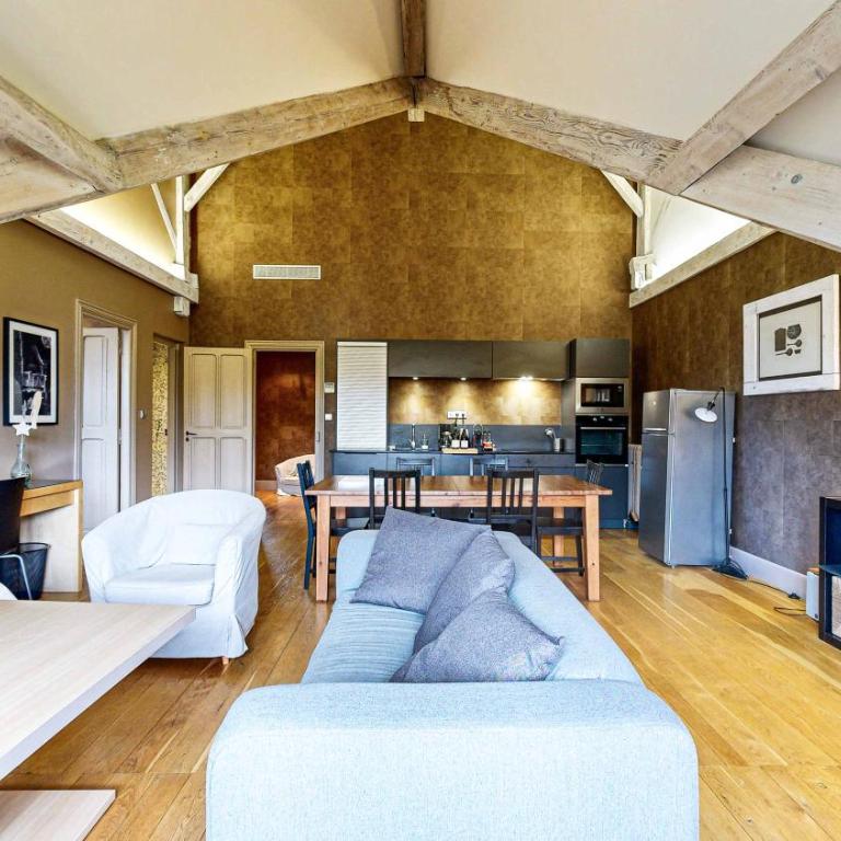 Demeure Saint Louis Historic manor, air-conditioned, free private parking, City 700m, WIFI, view - Apartment mit Gartenblick - 5