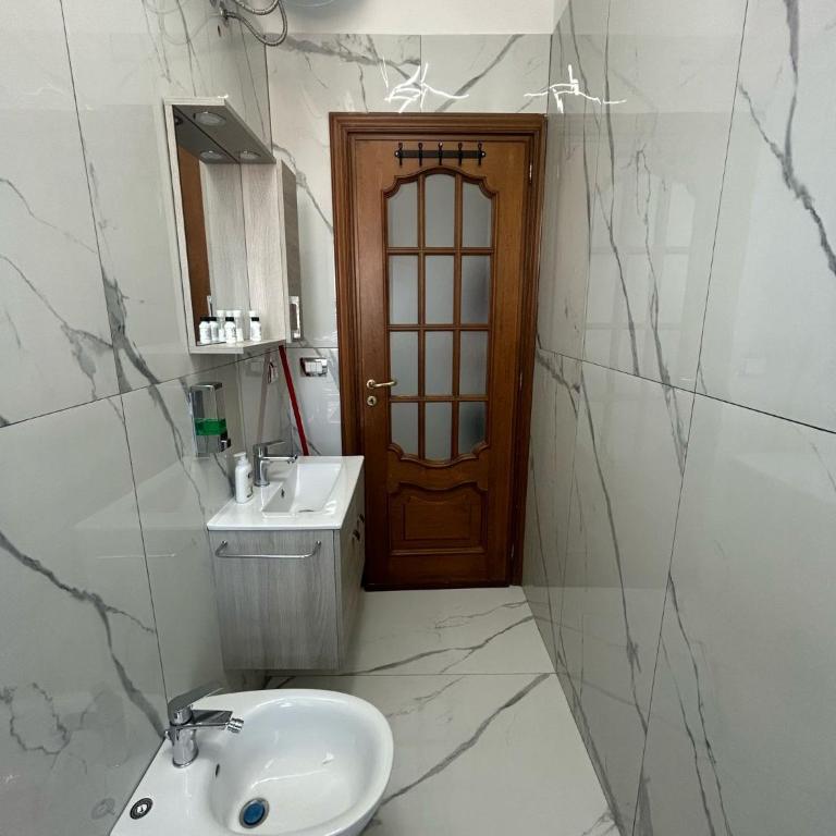 Ciro's Home - One-Bedroom Apartment - 16