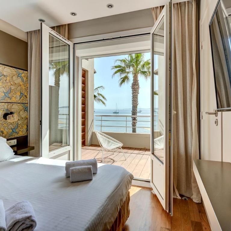 Hôtel Bor - Chambre Double avec Lit de 140 cm - Vue sur Mer - 1