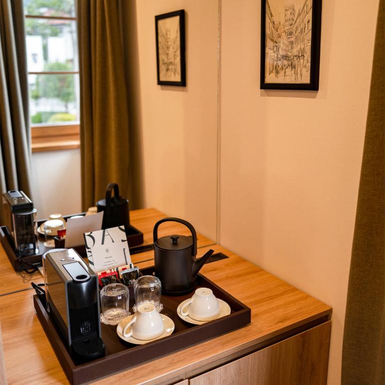 Hotel Baškuća Sarajevo - Deluks Dvokrevetna Soba sa Bračnim Krevetom i Balkonom - 9