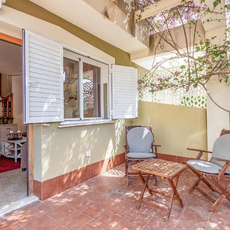 Nice Home In Santa Pola With Swimming Pool - Casa Vacacional de 3 dormitorios - 1