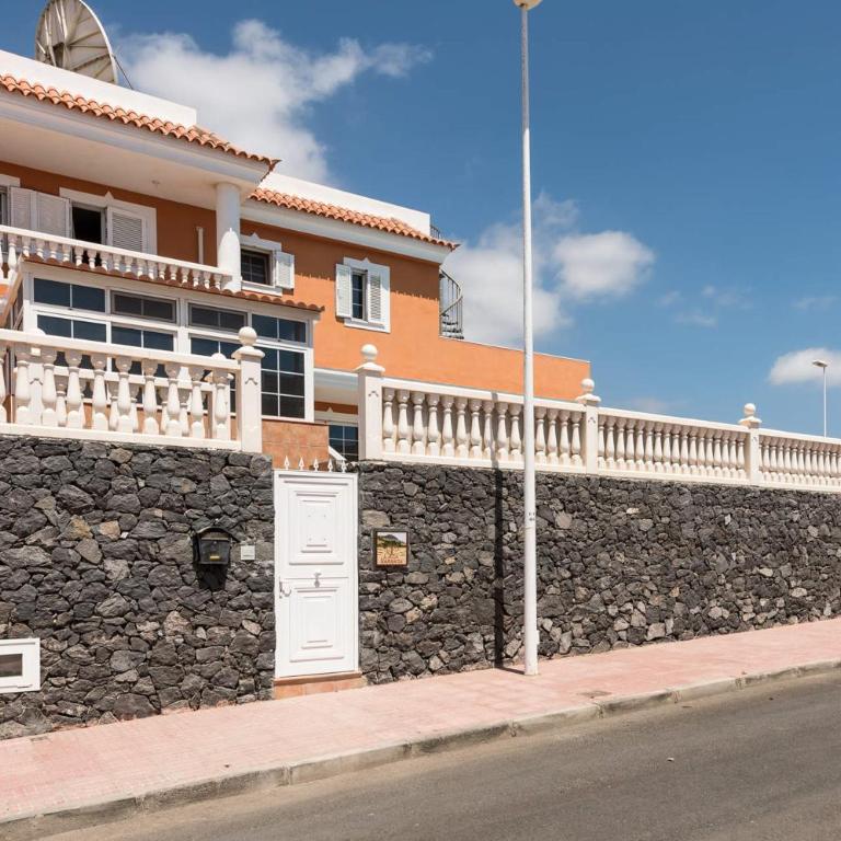 Villa Naranja with private heated pool, sea views, air conditioning, terrace, ITV and BBC channels, Wifi - Villa con piscina privada - 24