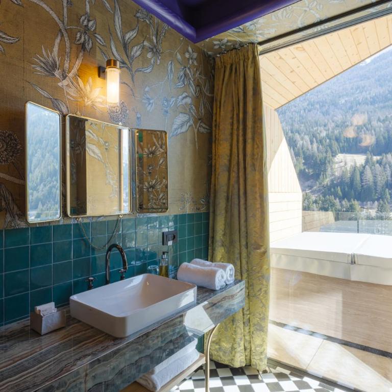 Latemar - Hotel Suites Spa - Suite con Vasca Idromassaggio - 2