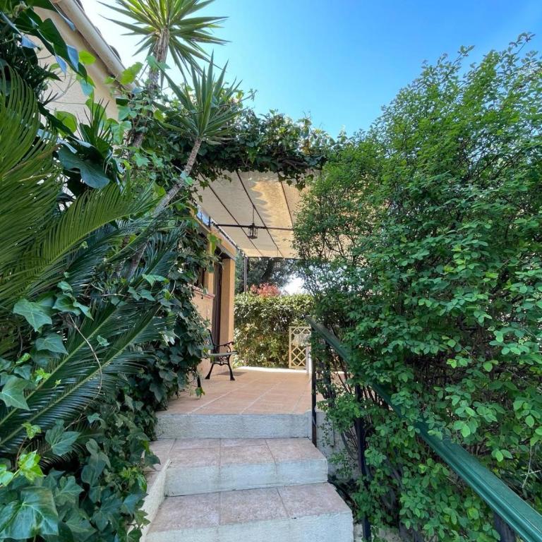 Résidence de charme à Grasse - Ferienhaus - 8