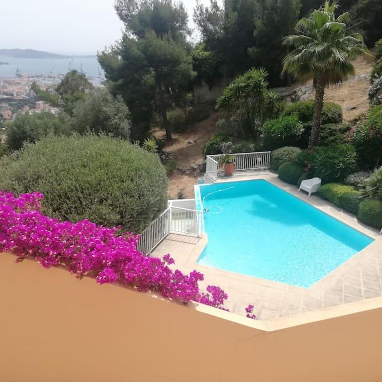 Bas de villa, vue mer, terrasse, clim, piscine - One-Bedroom Apartment - 27