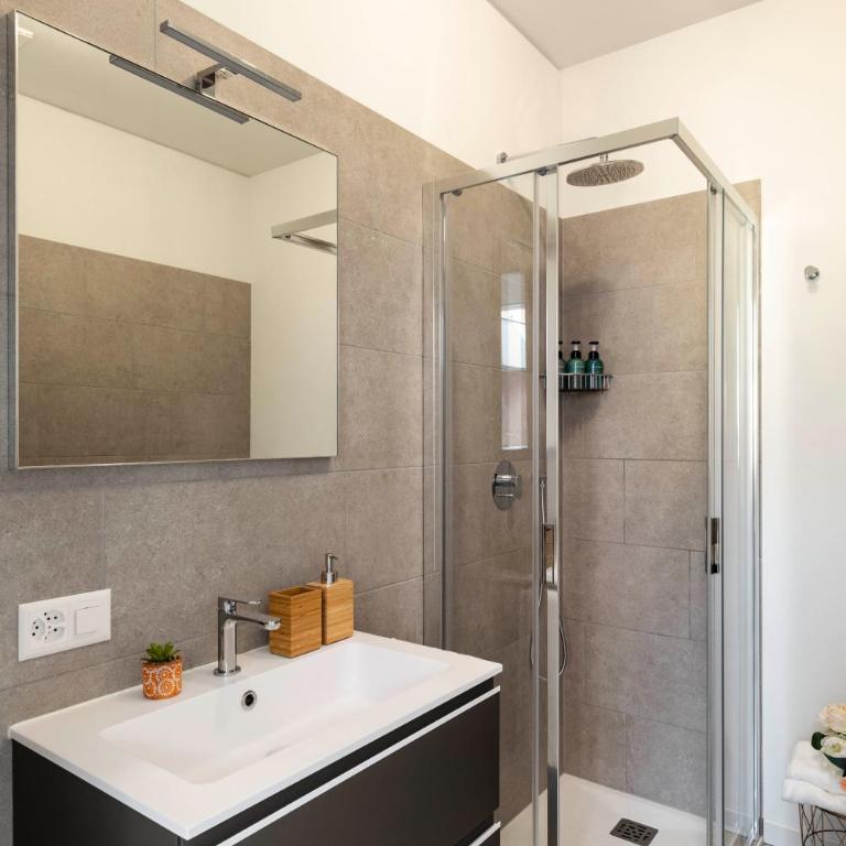 Magic Deluxe Suites - Free Parking - Appartamento con 2 Camere da Letto - 33