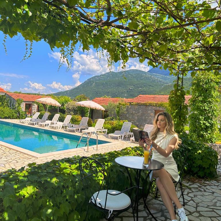 Hotel Opera Jaz - Standardna Trokrevetna Soba - 2