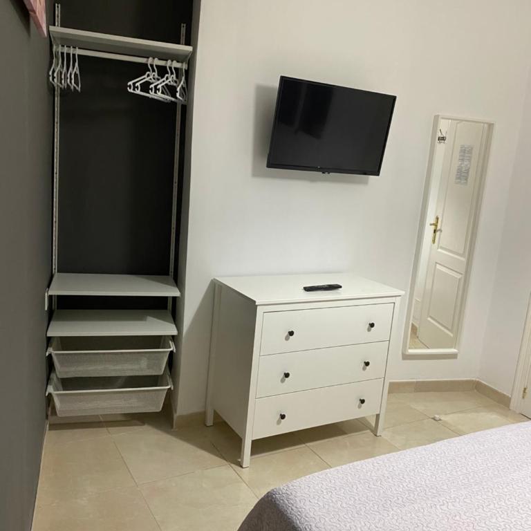 DELUXE ROOM IN APARTMENT SHARED in Los Cristianos Playa HabitaciónSTANZA air-conditioned - Habitación Doble - 4