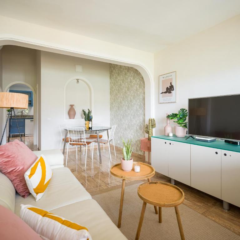 Banana House in Top Location by CanaryScape - Three-Bedroom House - 3
