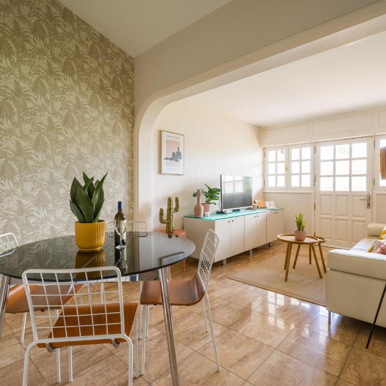 Banana House in Top Location by CanaryScape - Three-Bedroom House - 12