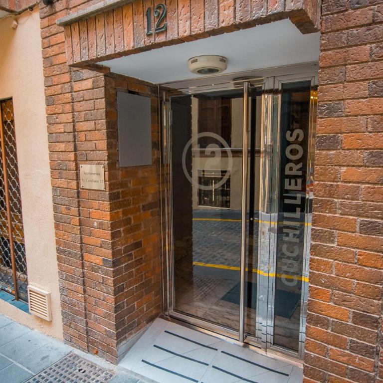 - Apartamento en el Corazón de Granada - QH Granada Centro - Studio Apartment - 13 - 22