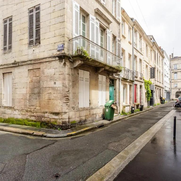 Lurbe Bleue I Peaceful & Charming 4pax apartment I Bordeaux City Center - One-Bedroom Apartment - 23