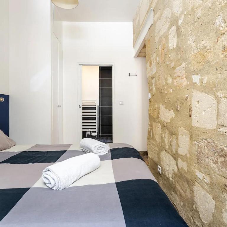 Lurbe Bleue I Peaceful & Charming 4pax apartment I Bordeaux City Center - One-Bedroom Apartment - 15