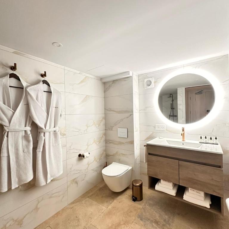 Boutique Hotel Comtal Empuries - Habitación Doble Superior con desayuno incluido - Uso individual - 9