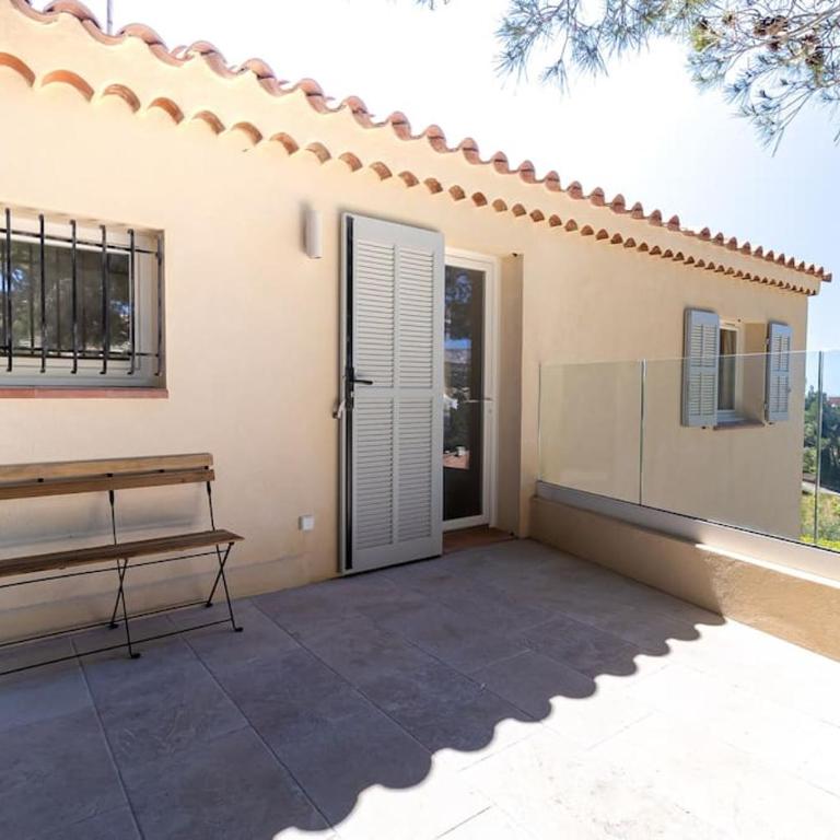 Cassis Villa - Pool - Panoramic View - Villa - 41