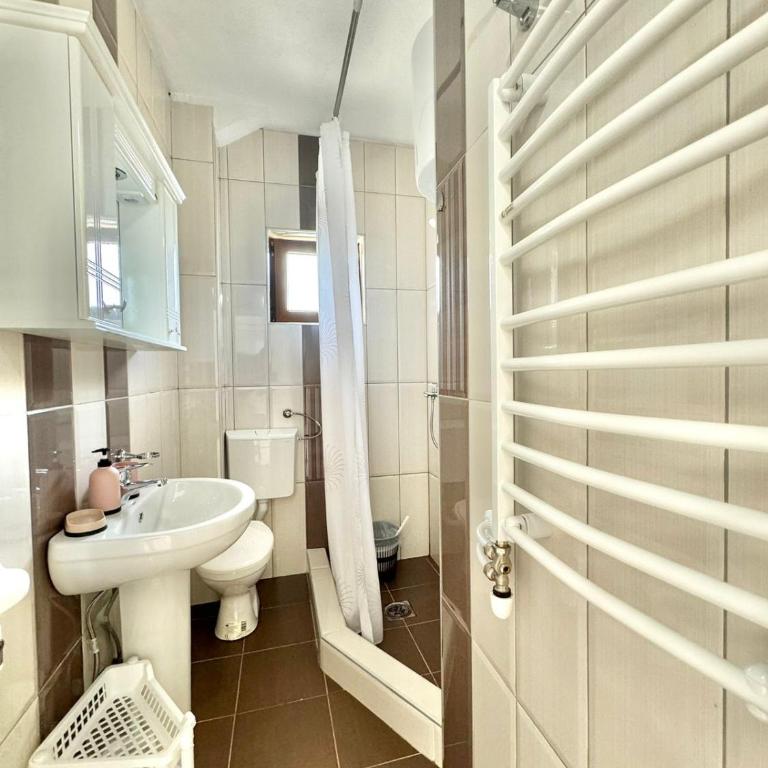 STARS RESIDENCE - Three-Bedroom Apartment - 15