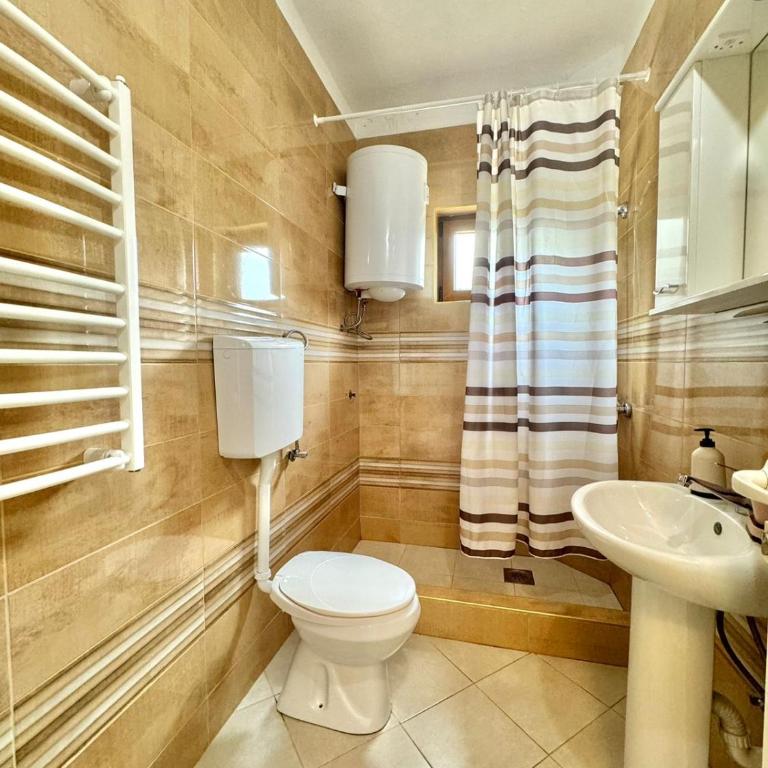 STARS RESIDENCE - Three-Bedroom Apartment - 7