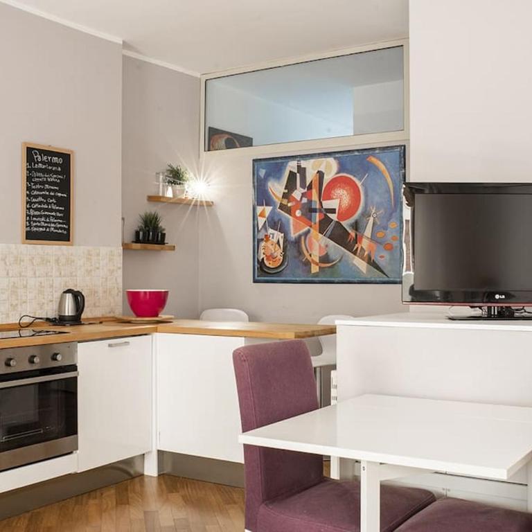 New Stabile APT Balcony central apartment - Appartamento con 1 Camera da Letto - 7