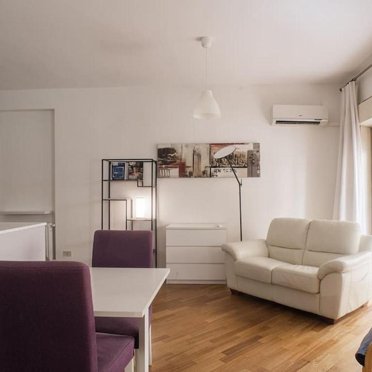 New Stabile APT Balcony central apartment - Appartamento con 1 Camera da Letto - 23