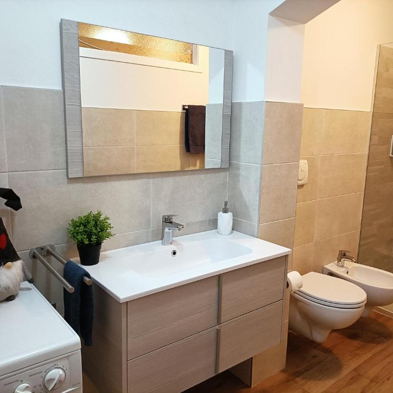 Casa Paola - Appartamento con Balcone - 15