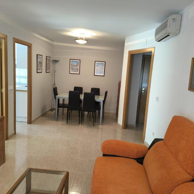 Larimar, piscina y deportes en Salou - Apartamento de 2 dormitorios - 10