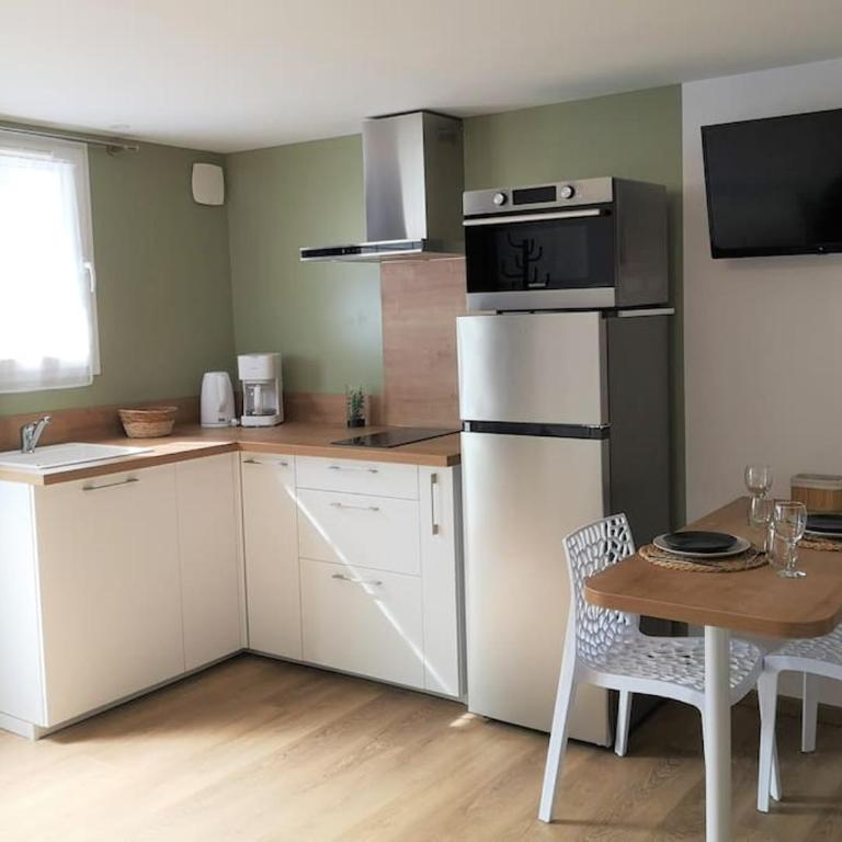 T1 bis proche Marais avec garage à moto - Appartement 1 Chambre - 1