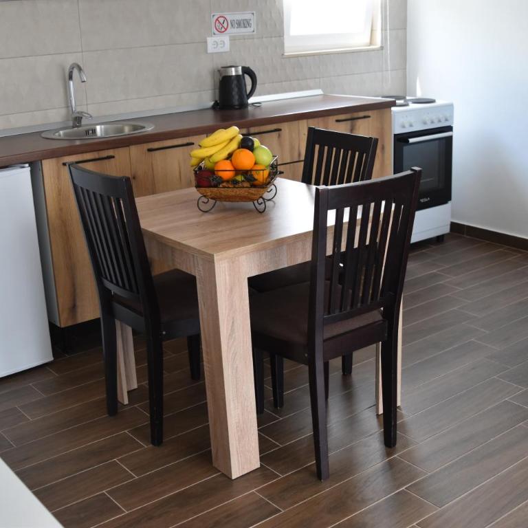 KenDar Family Apartments - Two-Bedroom Apartment - 17