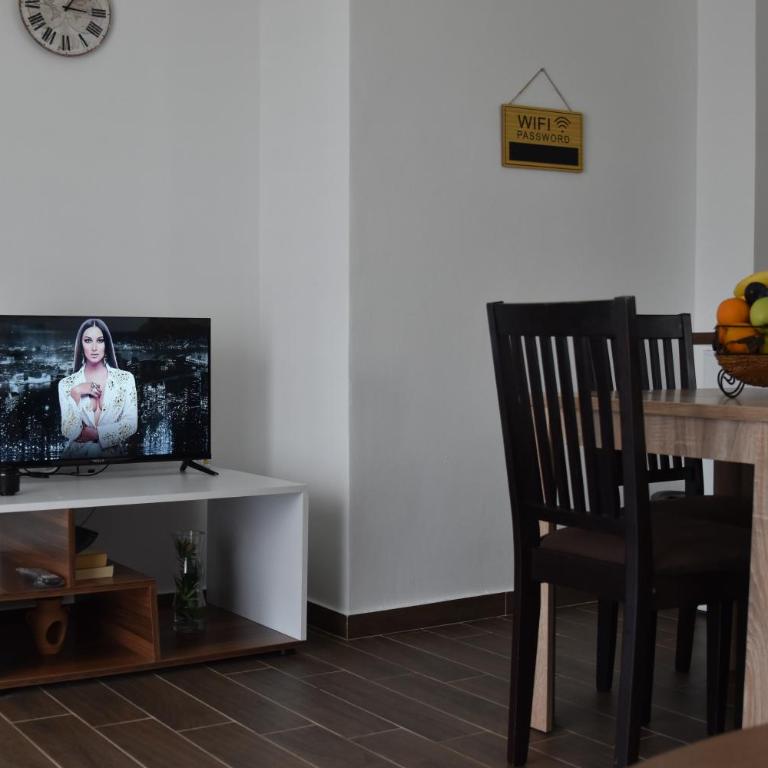 KenDar Family Apartments - Two-Bedroom Apartment - 33